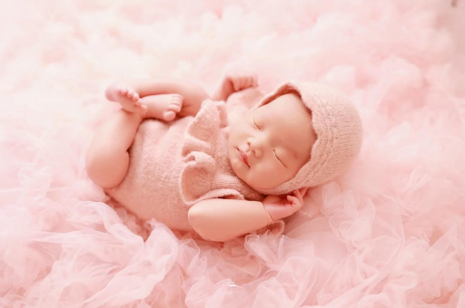 邵东两个月宝宝长牙